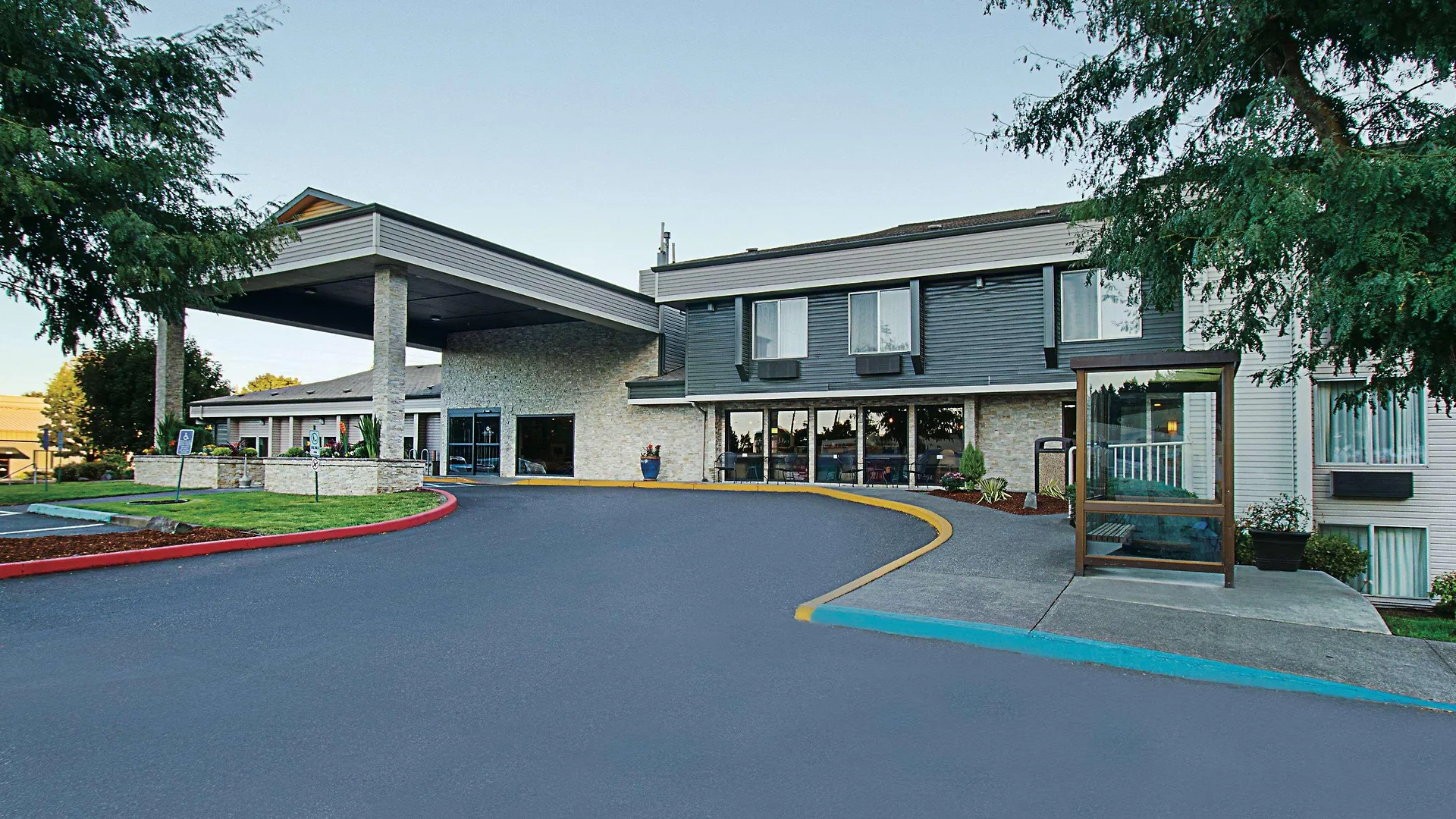Hotel La Quinta By Wyndham Portland Nw