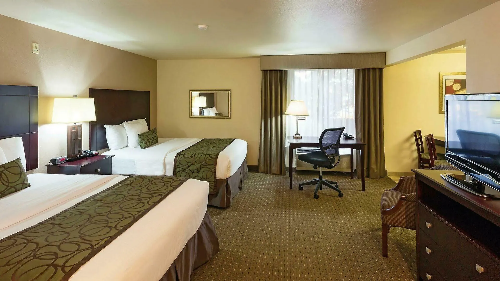 ***  Hotel La Quinta By Wyndham Portland Nw USA